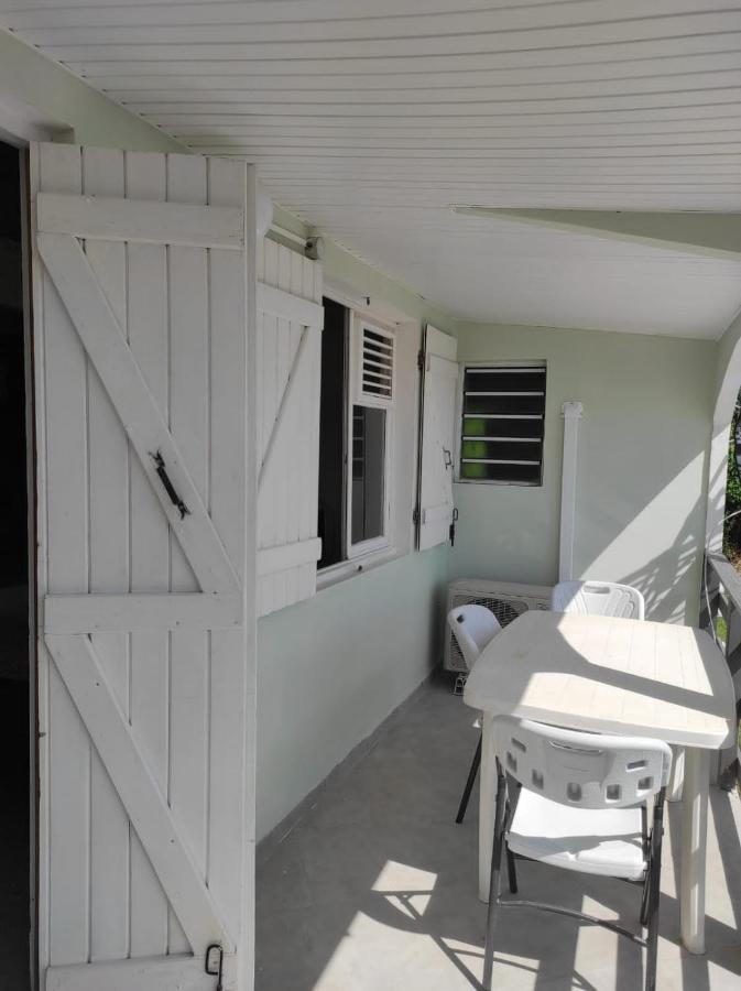 "Au Magnifique Vue " Villa Le Marin Exterior foto