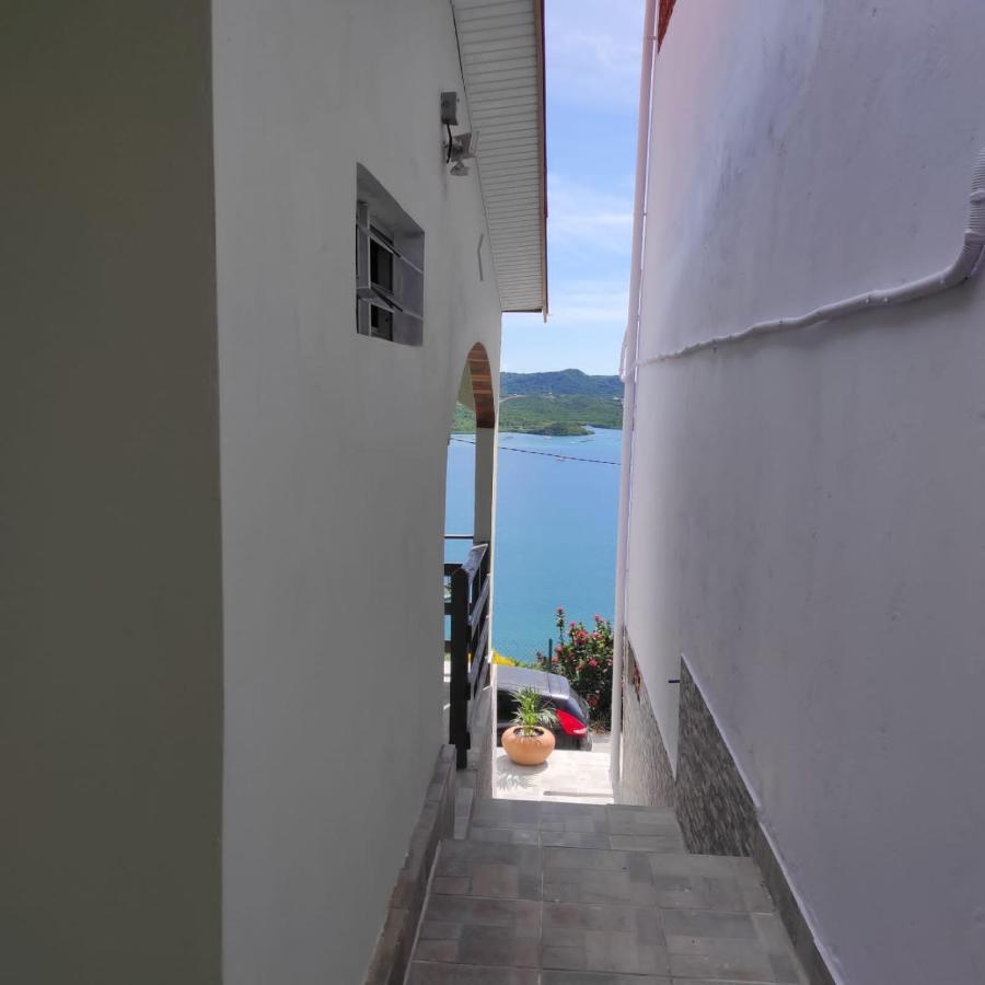 "Au Magnifique Vue " Villa Le Marin Exterior foto